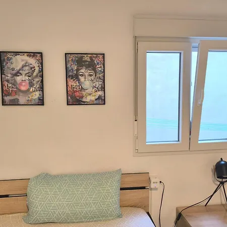 Habitación en casa particular En Compartido W Host Alicante