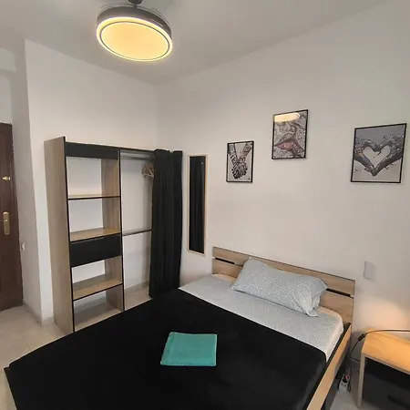 Habitación en casa particular En Compartido W Host